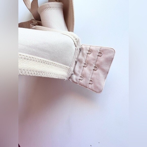 Vanity Fair Beautiful Benefits 76-380 •40C. - Picture 12 of 12